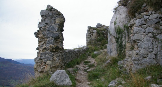 Entrée du Chateau de Roquefixade